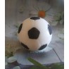 Balón de fútbol pintado